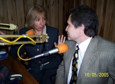 2005 DE PIEL A PIEL EN LA RADIO DR. ALEXIS TRUJILLO UROLOGO ONCOLOGO. MRGO. 10 05 2005